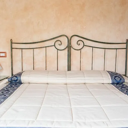 Alloggio per agriturismo Aguni E Palizzi